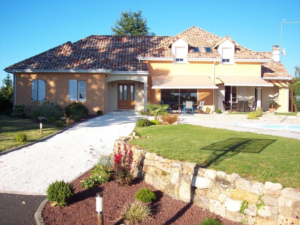 Villa Du Courboulay Sargé Les Le Mans 外观 照片
